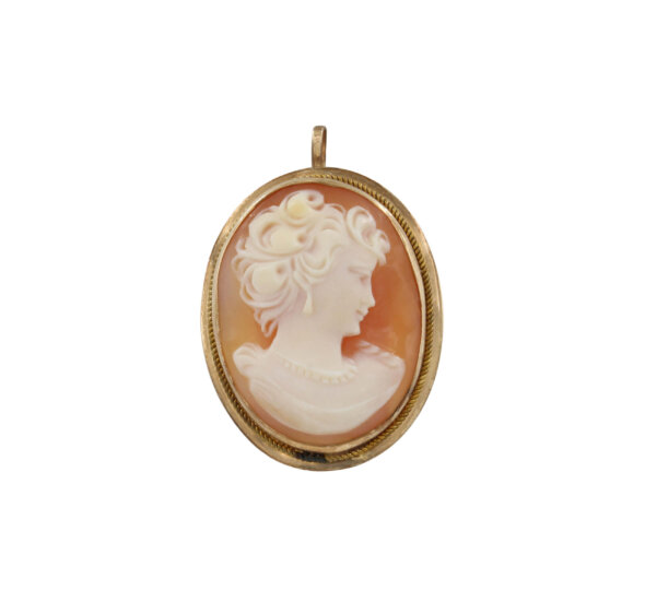 14 Karat Yellow Gold Cameo Brooch
