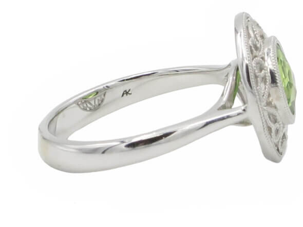 14 Karat White Gold Round Peridot Ring