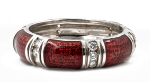 Bombay 18 Karat White Gold Burgundy Enamel Ring