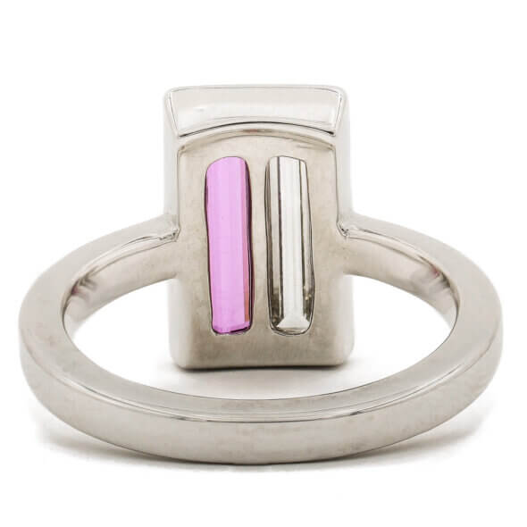 18 Karat White Gold Baguette Diamond | Pink Sapphire Ring