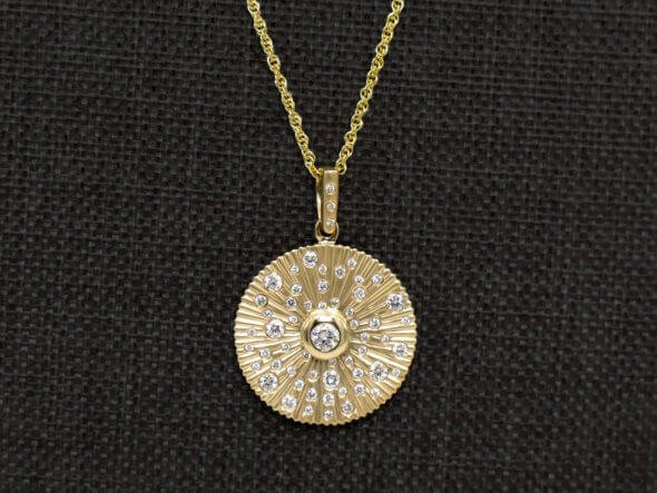 14 Karat Yellow Gold Diamond Set Disc Necklace