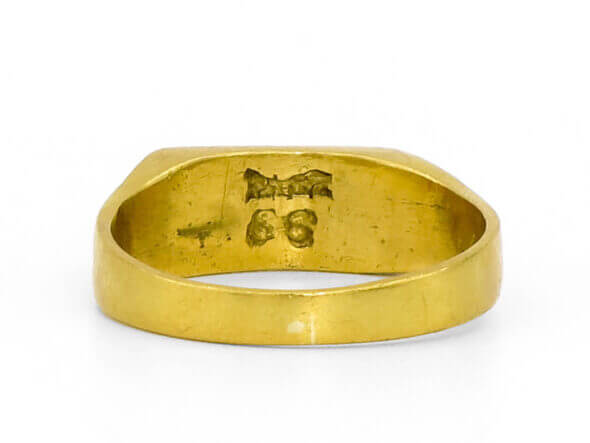 22 Karat Yellow Gold Engraved Rectangular Top Ring