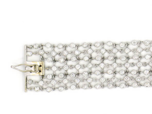 18 Karat White Gold Bezel Set Diamond Mesh Bracelet