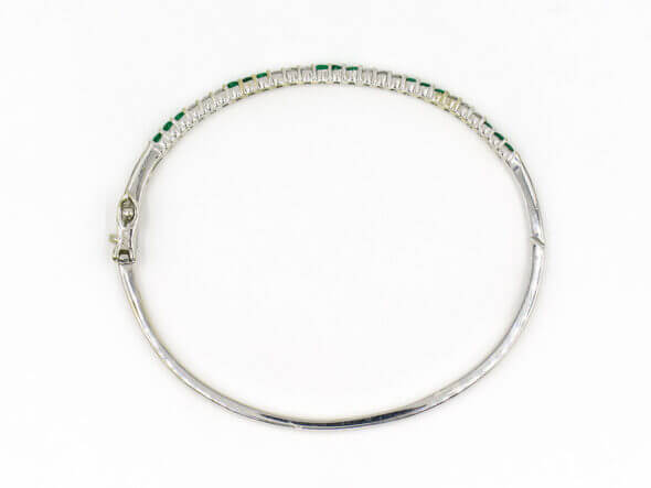 18 Karat White Gold Emerald and Diamond Bangle Bracelet top view