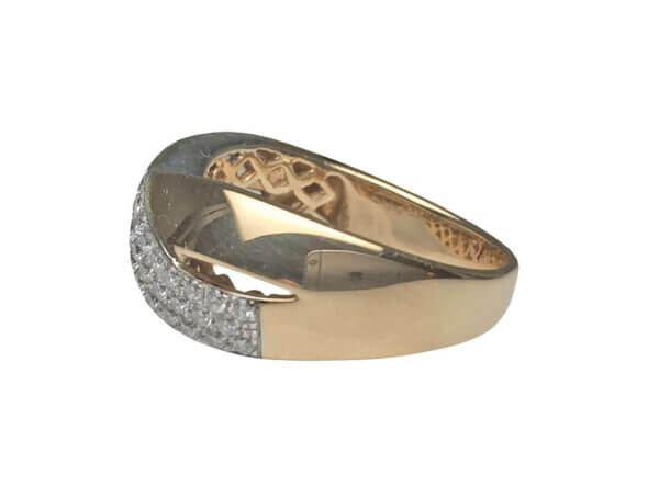 14 Karat Yellow Gold and Diamond Ring