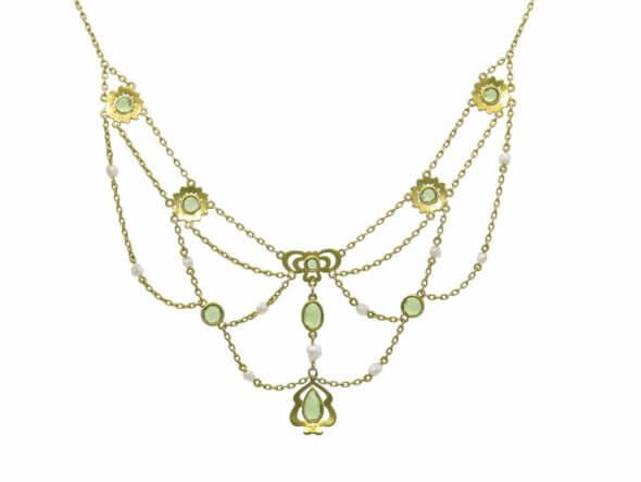 Art Nouveau 14 Karat Yellow Gold Peridot and Pearl Necklace back