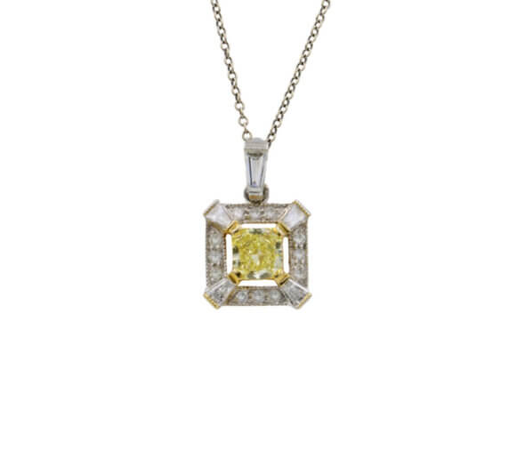 18 Karat Two Tone Gold Pendant Set With Yellow and White Diamonds front view