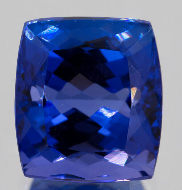 loose tanzanite 6.85 carats