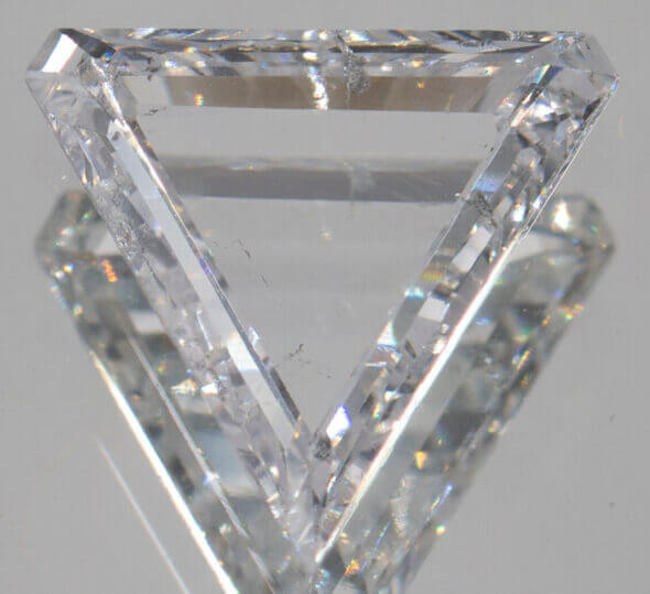loose triangle cut diamond