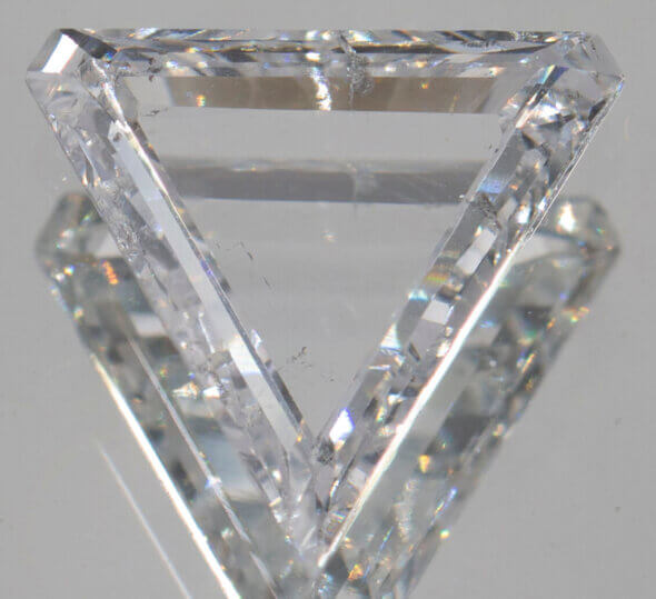 loose triangle cut diamond