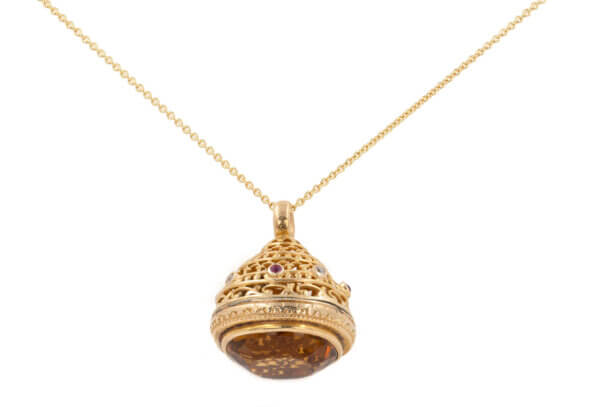 14 Karat Yellow Gold Fob Citrine Pendant, with 4 Diamonds