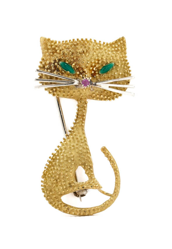 18 Karat Yellow Gold Cat Brooch